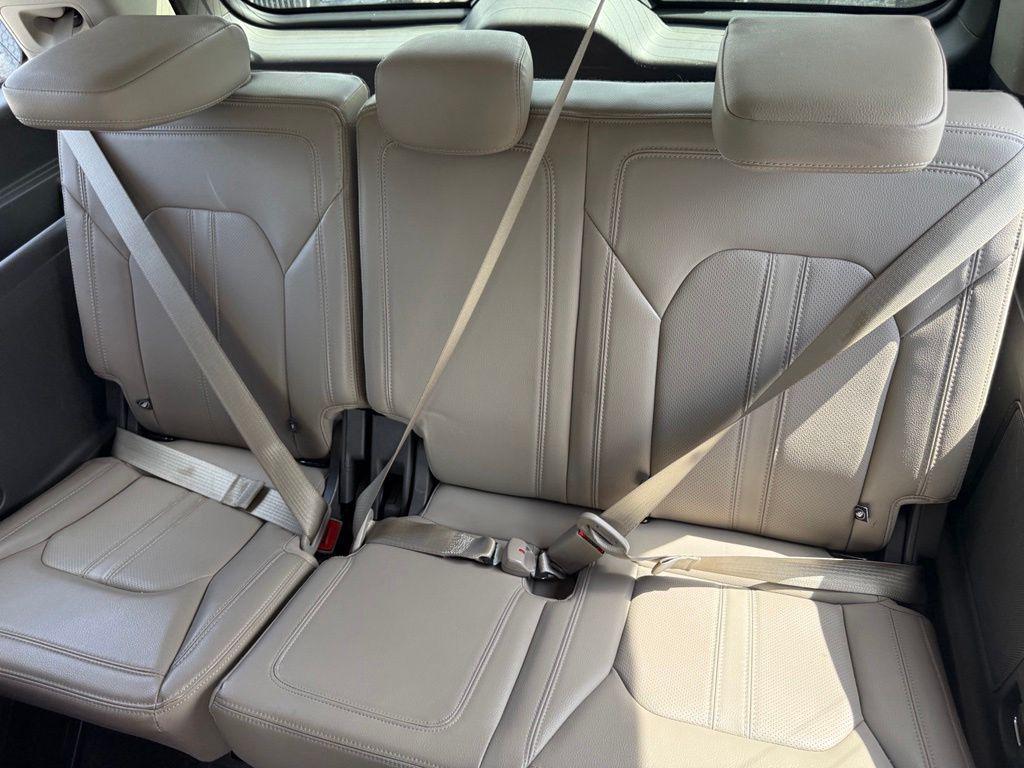 used 2020 Ford Expedition car, priced at $19,318