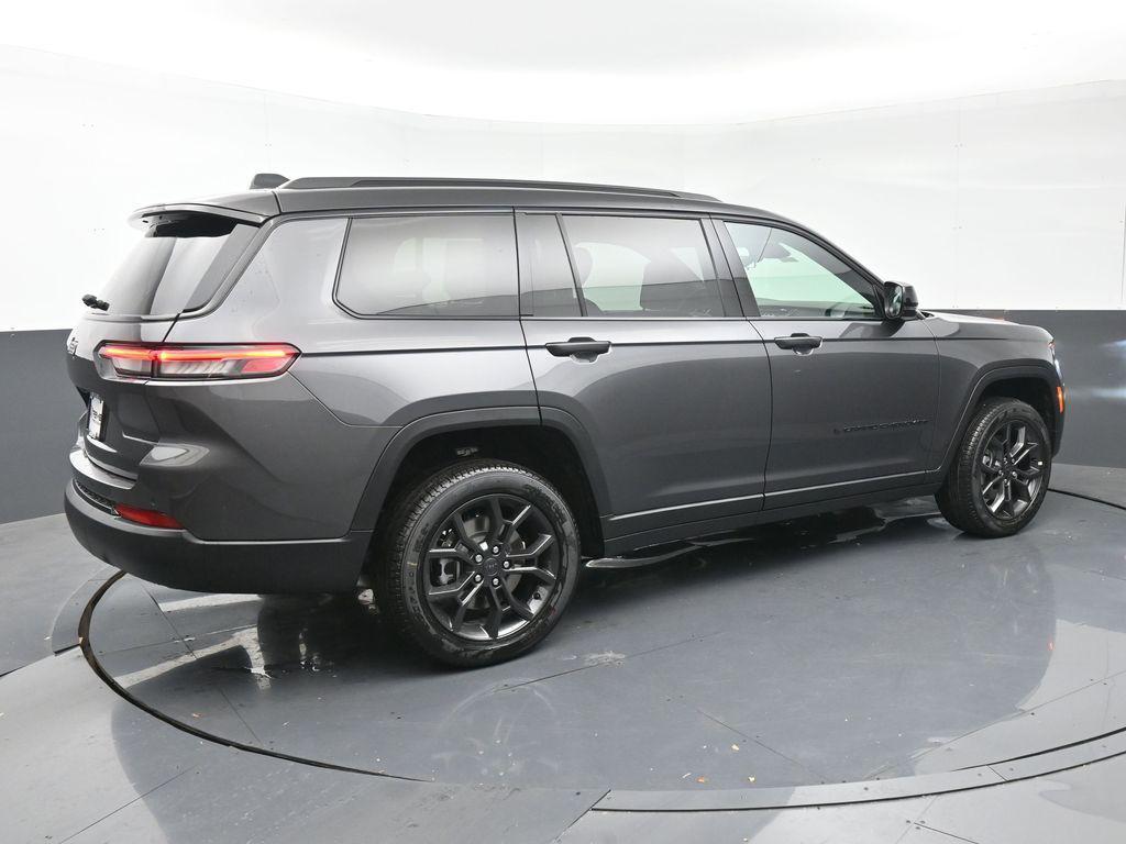 new 2025 Jeep Grand Cherokee L car, priced at $40,044