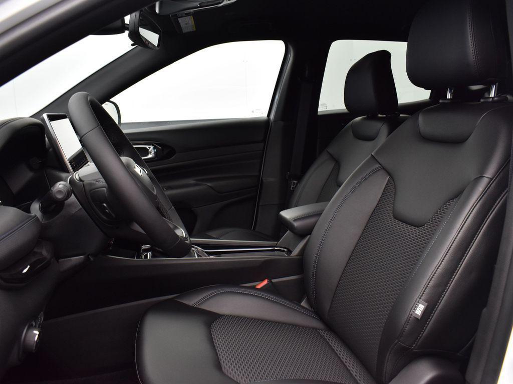 new 2026 Jeep Compass car, priced at $29,985