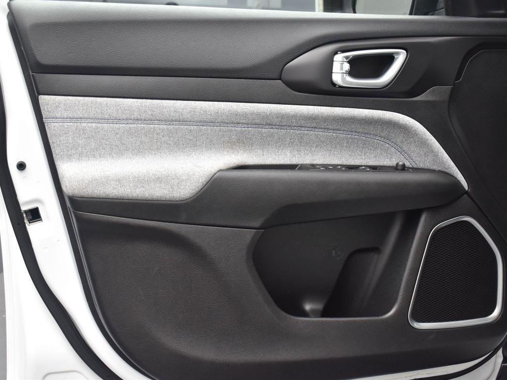 used 2022 Jeep Compass car, priced at $19,700