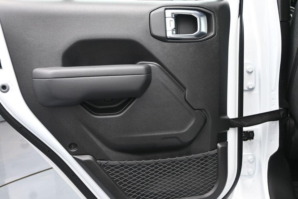 new 2026 Jeep Wrangler car, priced at $39,100