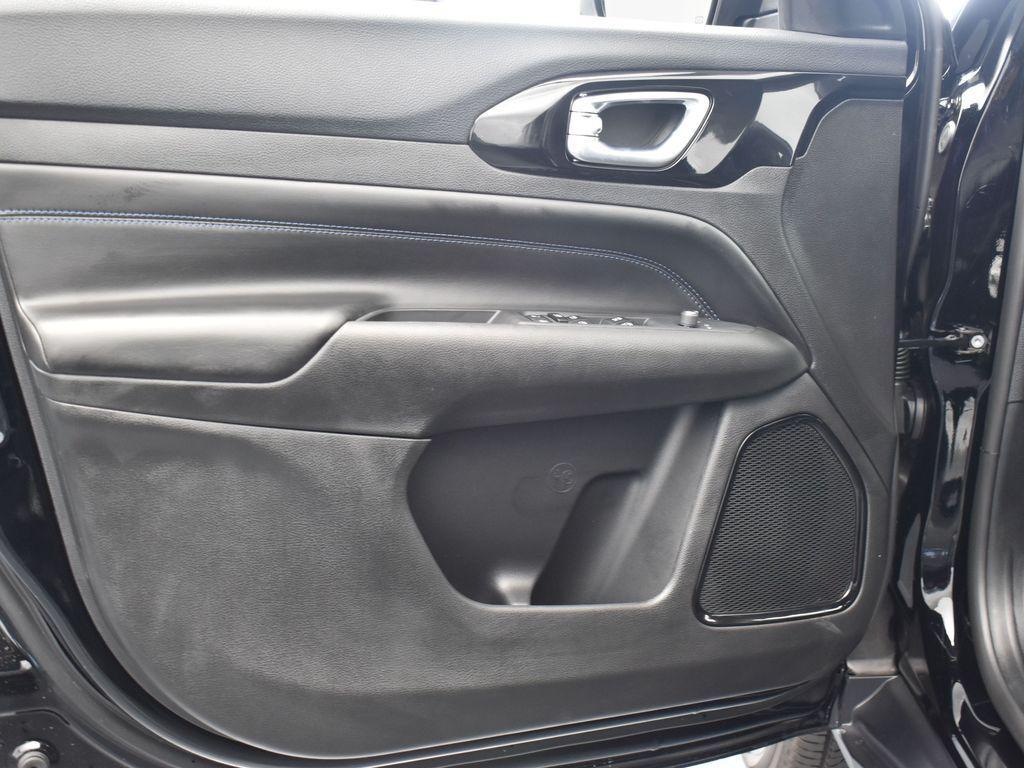 new 2026 Jeep Compass car, priced at $30,080