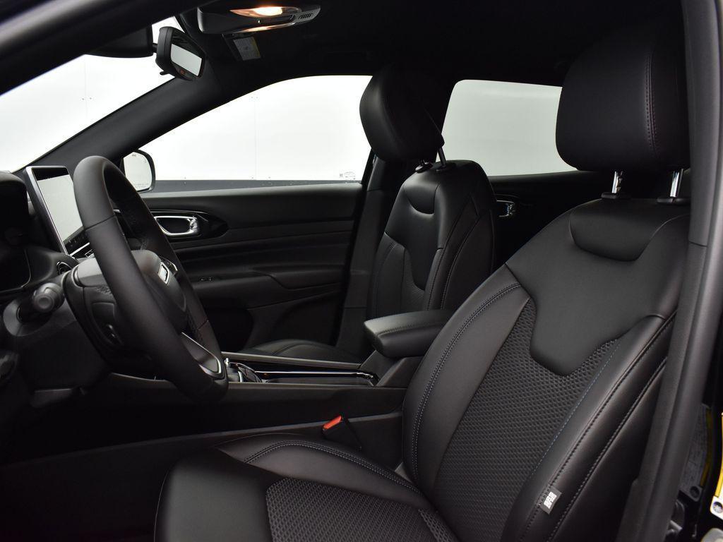 new 2026 Jeep Compass car, priced at $30,080