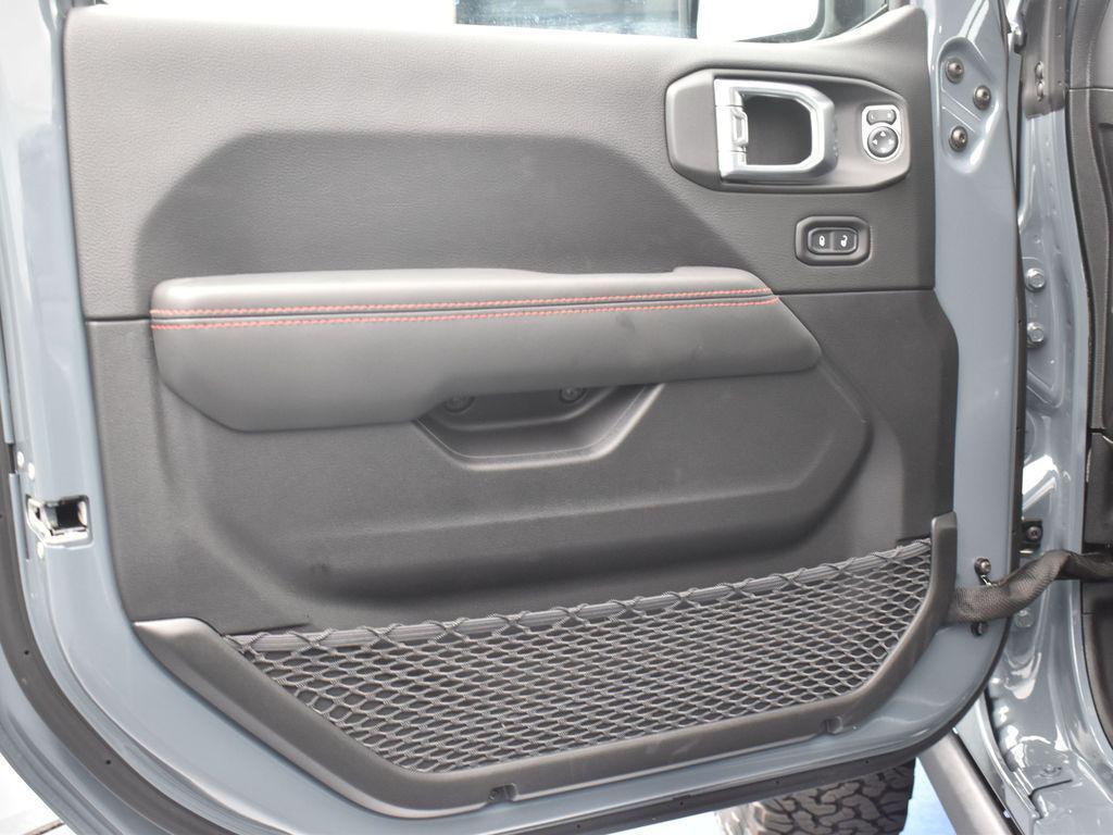 new 2026 Jeep Wrangler car, priced at $56,320