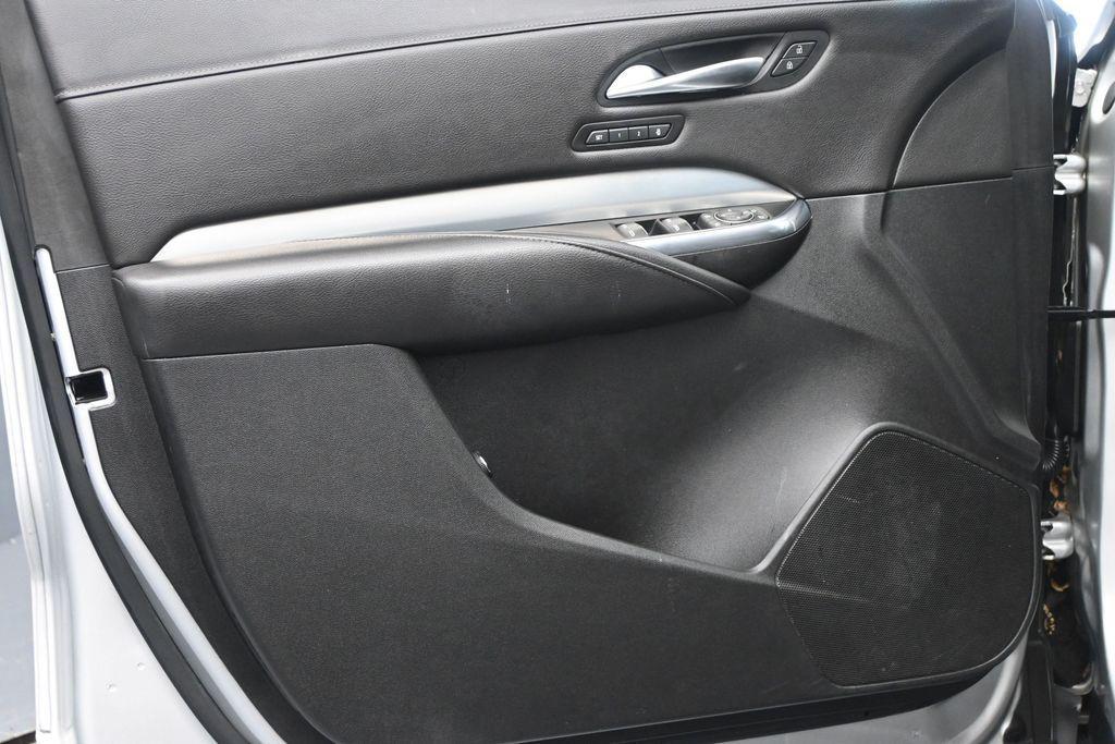 used 2020 Cadillac XT4 car, priced at $19,300