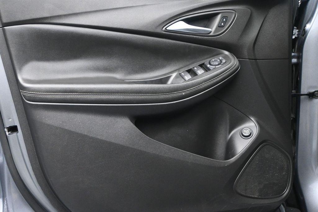 used 2022 Buick Encore GX car, priced at $17,300