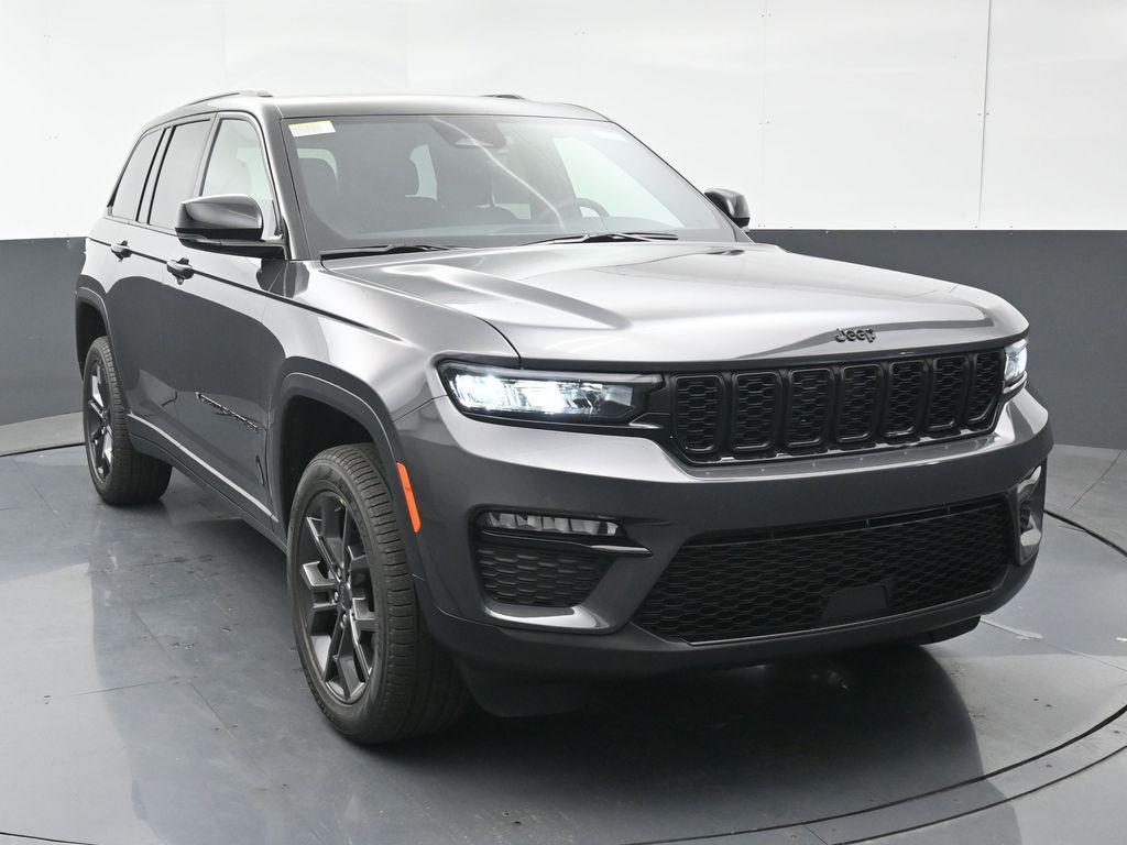 new 2025 Jeep Grand Cherokee car, priced at $41,735