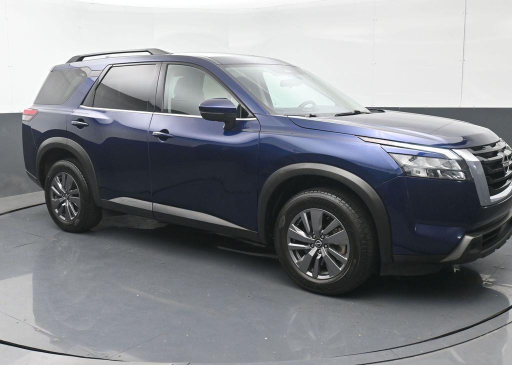 used 2024 Nissan Pathfinder car, priced at $28,100