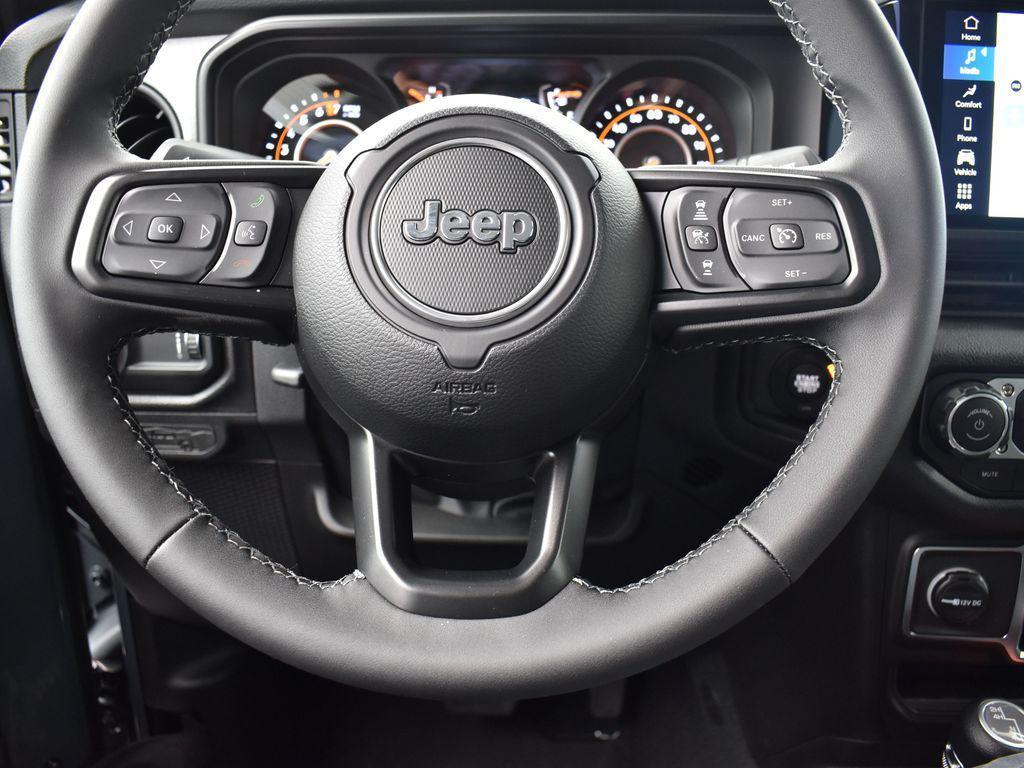 new 2026 Jeep Gladiator car, priced at $46,675