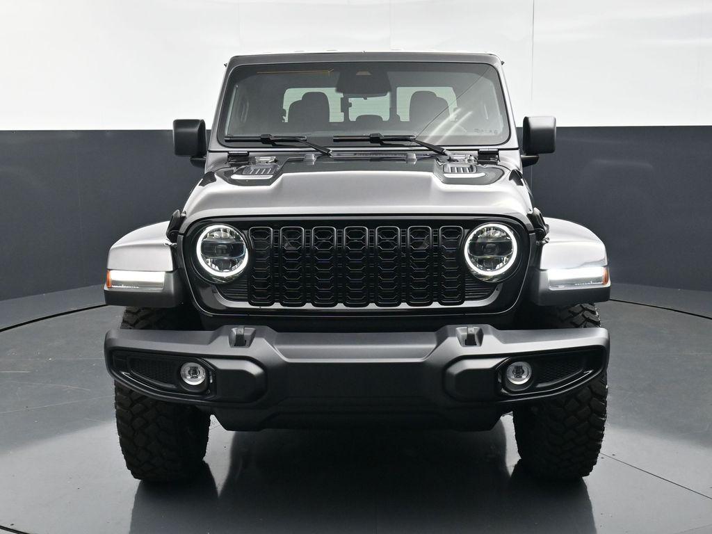 new 2026 Jeep Gladiator car, priced at $48,930