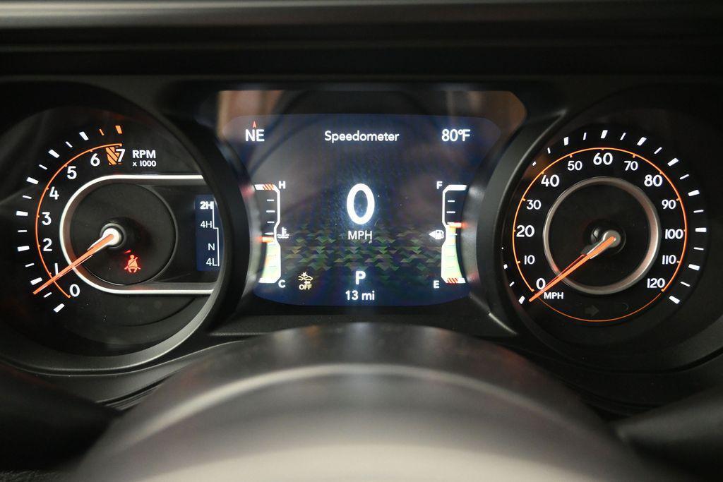new 2026 Jeep Gladiator car, priced at $48,930
