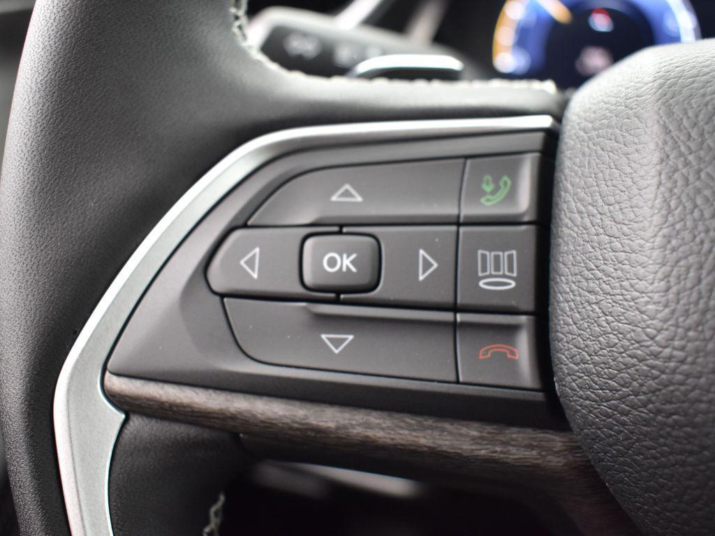 new 2025 Jeep Grand Cherokee car, priced at $35,125