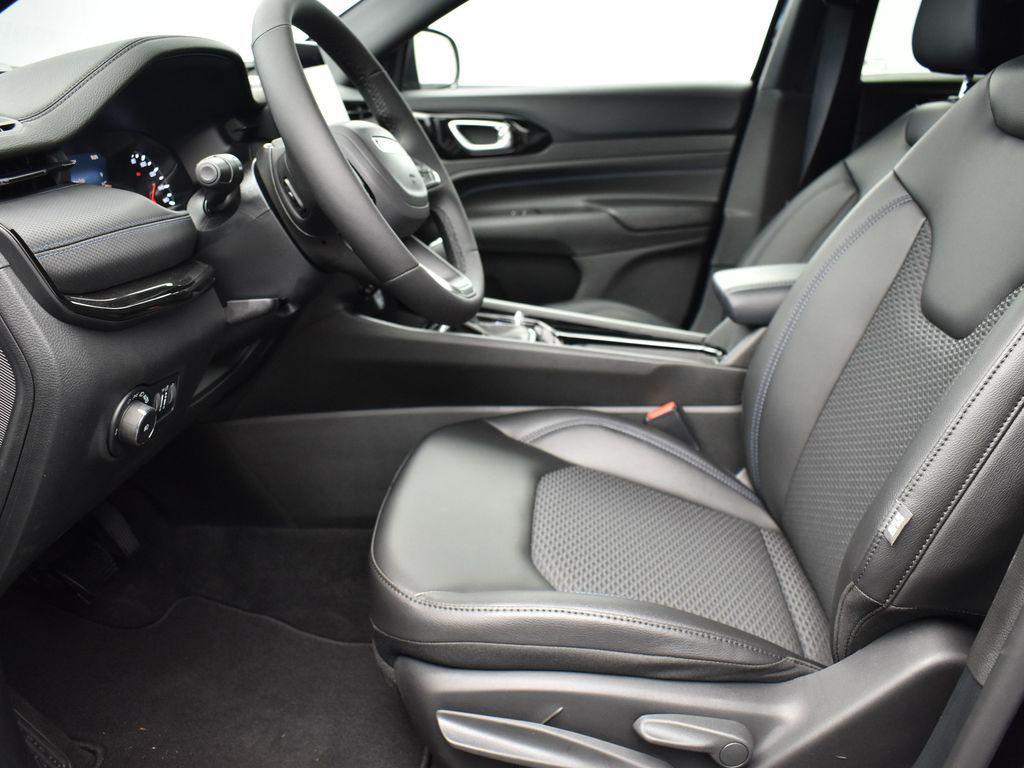 new 2026 Jeep Compass car, priced at $30,080