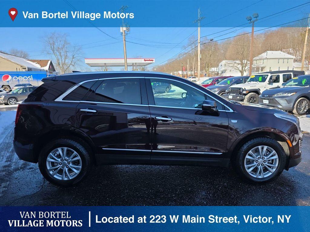 used 2021 Cadillac XT5 car, priced at $25,500