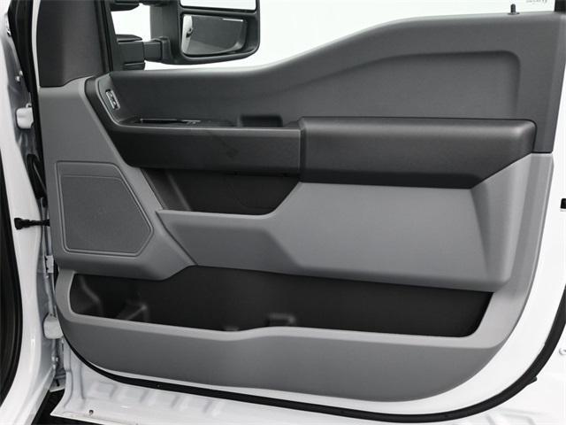 new 2025 Ford F-250 car, priced at $63,860