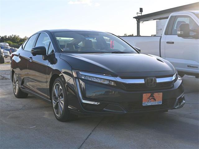 used 2018 Honda Clarity Plug-In Hybrid car, priced at $15,376