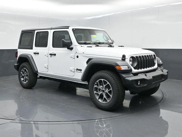 new 2026 Jeep Wrangler car, priced at $38,586