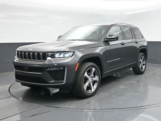 new 2026 Jeep Grand Cherokee car, priced at $39,282