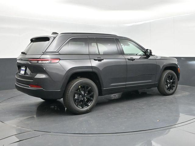 new 2026 Jeep Grand Cherokee car, priced at $41,450