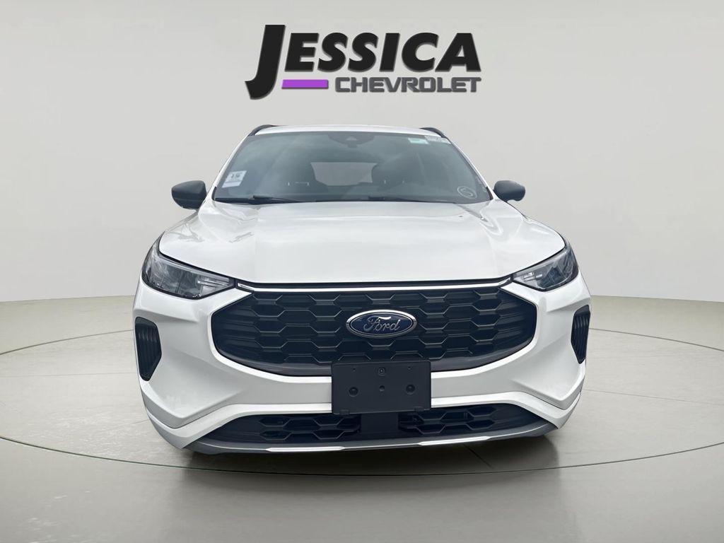 used 2024 Ford Escape car, priced at $20,600