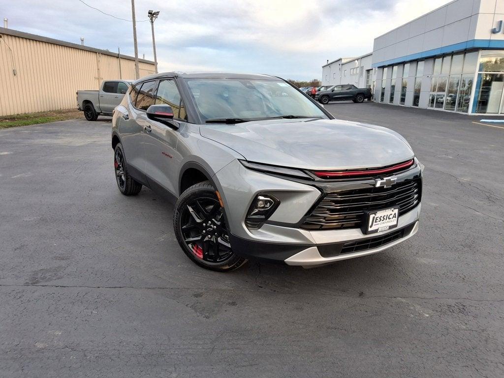 new 2025 Chevrolet Blazer car, priced at $43,280