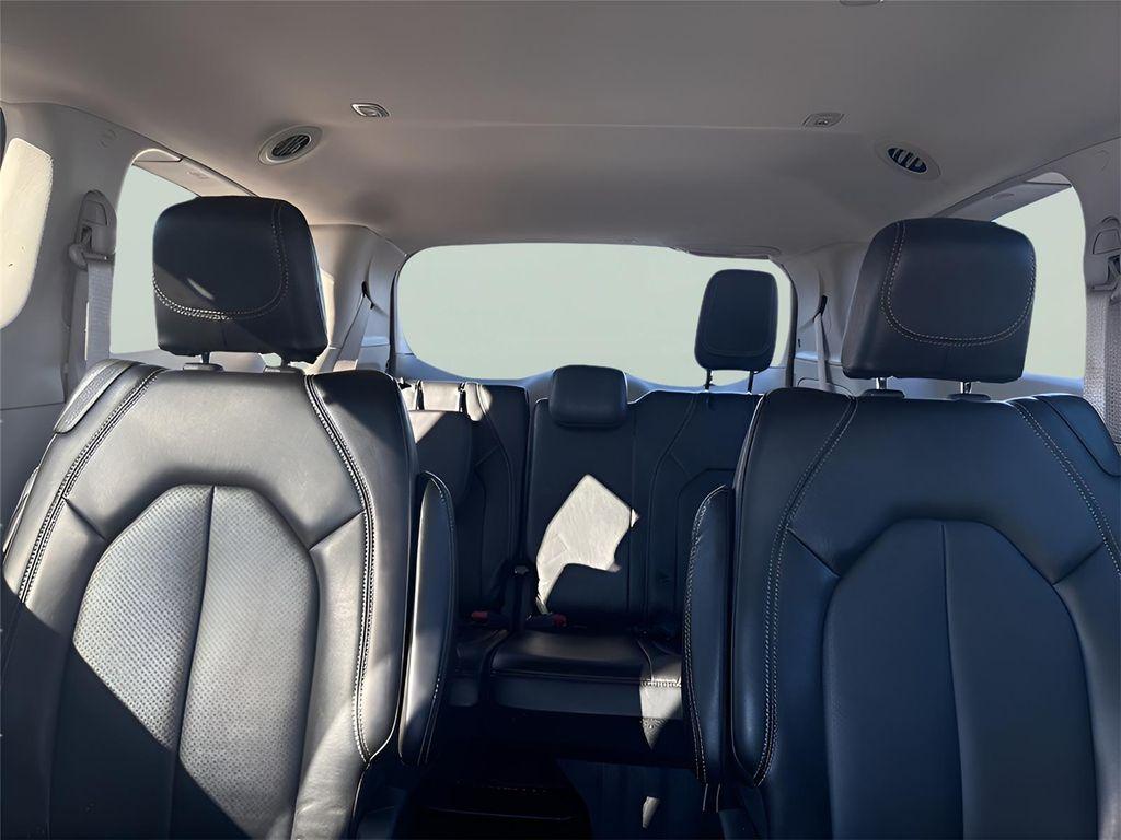 used 2024 Chrysler Pacifica car, priced at $27,775