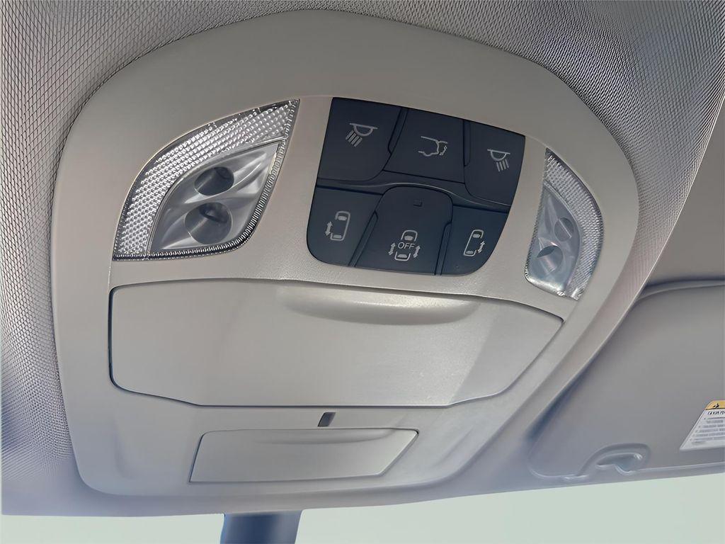 used 2024 Chrysler Pacifica car, priced at $27,775