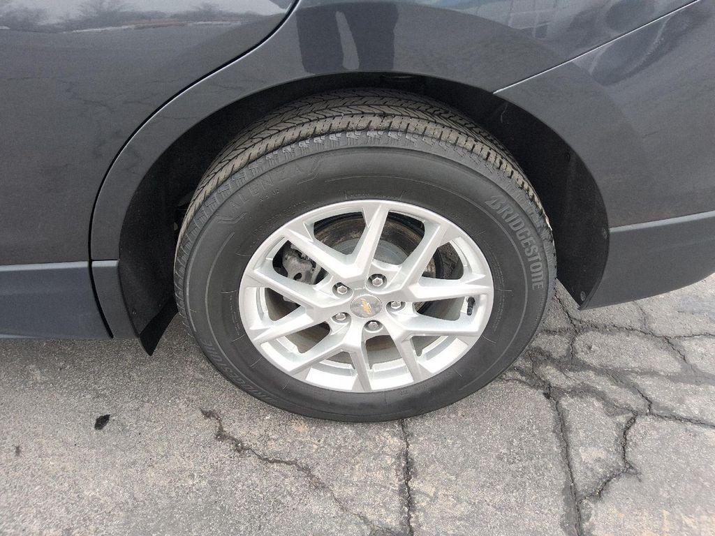 used 2022 Chevrolet Equinox car, priced at $20,895