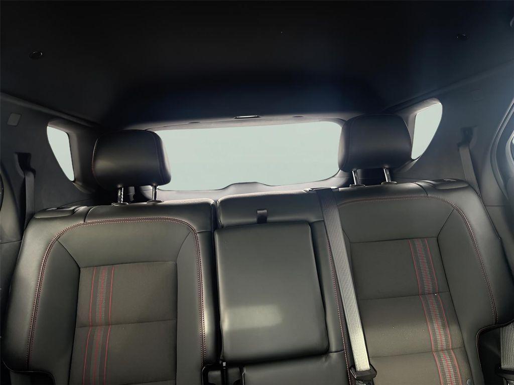 used 2023 Chevrolet Equinox car, priced at $21,640