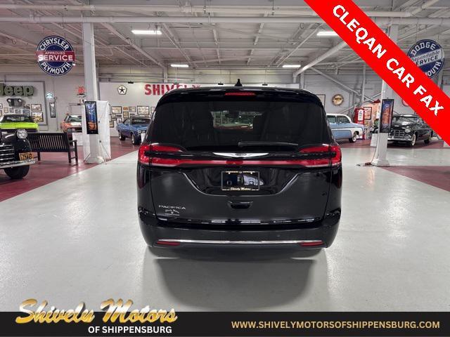 used 2024 Chrysler Pacifica car, priced at $30,944