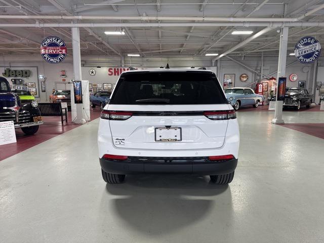 new 2025 Jeep Grand Cherokee car, priced at $42,546