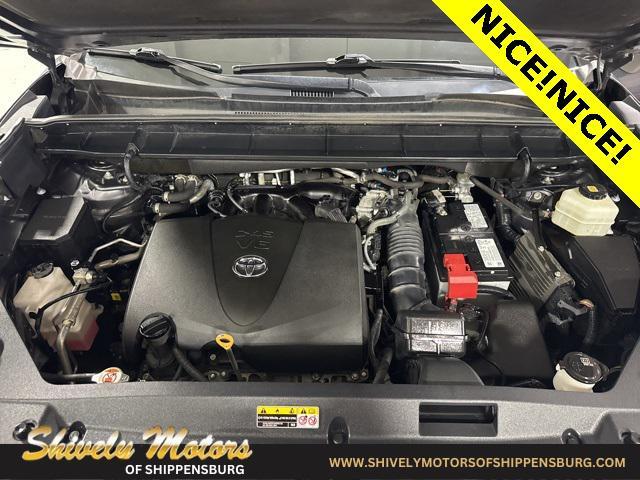 used 2020 Toyota Highlander car, priced at $24,987