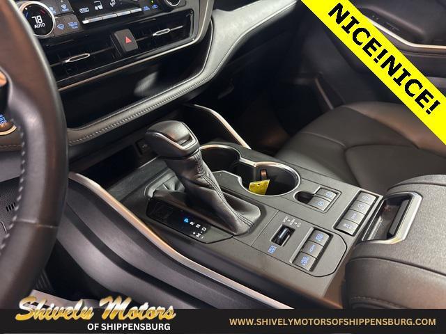 used 2020 Toyota Highlander car, priced at $24,987