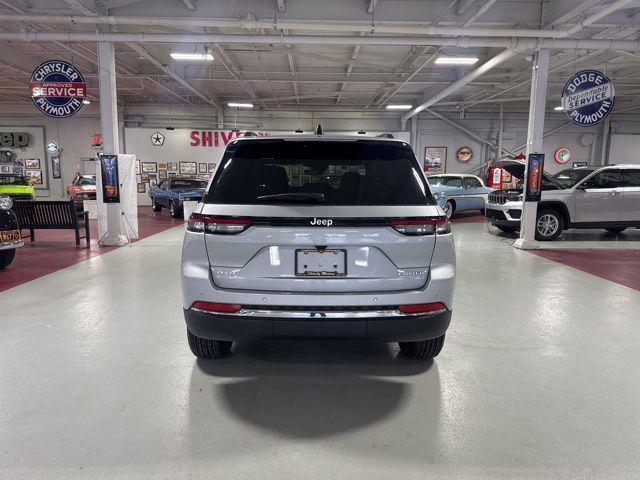 new 2025 Jeep Grand Cherokee car, priced at $41,771