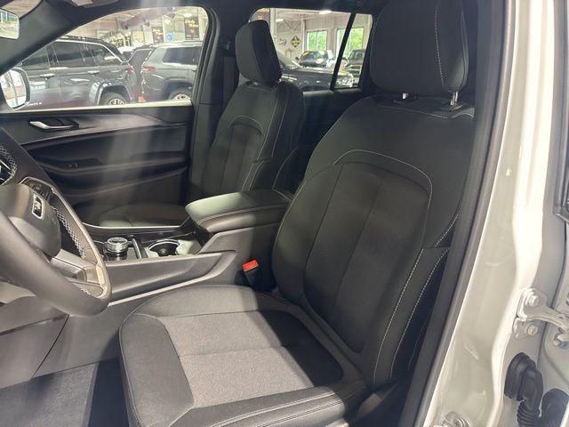 new 2025 Jeep Grand Cherokee car, priced at $36,410