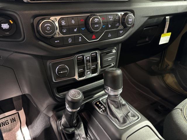 new 2026 Jeep Gladiator car, priced at $47,407