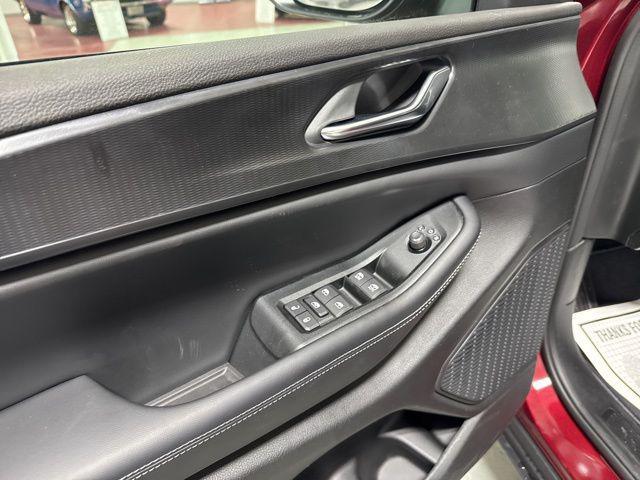 new 2025 Jeep Grand Cherokee car, priced at $38,245