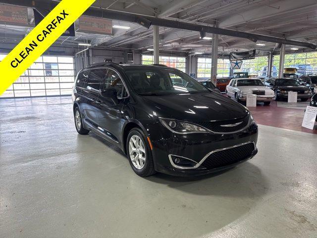 used 2017 Chrysler Pacifica car, priced at $13,623