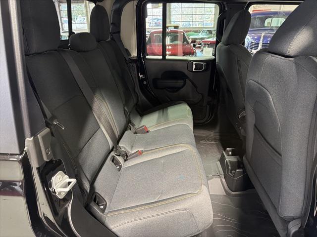 new 2025 Jeep Gladiator car, priced at $42,547