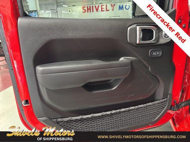 used 2024 Jeep Wrangler car, priced at $35,804