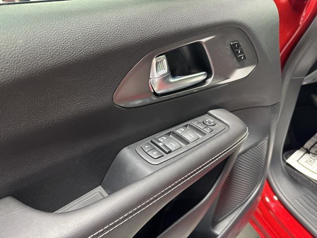 new 2026 Chrysler Pacifica car, priced at $46,165