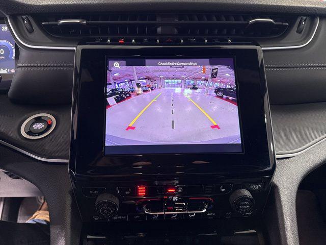 new 2025 Jeep Grand Cherokee car, priced at $41,546