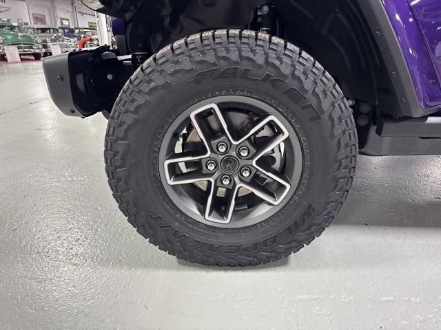 new 2026 Jeep Gladiator car, priced at $60,482