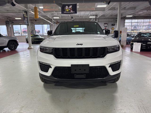 new 2025 Jeep Grand Cherokee car, priced at $46,326