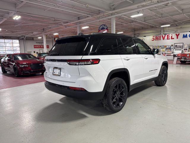 new 2025 Jeep Grand Cherokee car, priced at $46,326