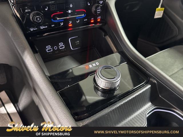 new 2025 Jeep Grand Cherokee L car, priced at $45,344