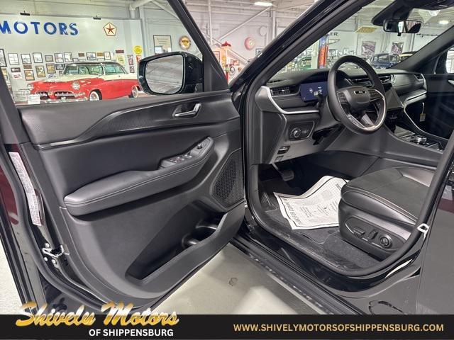 new 2025 Jeep Grand Cherokee L car, priced at $45,344