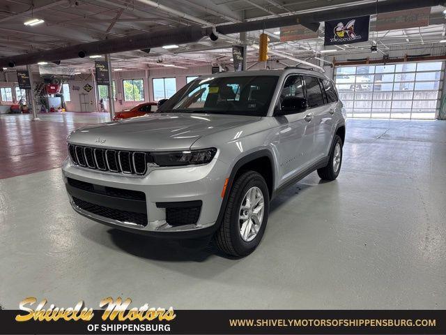 new 2025 Jeep Grand Cherokee L car, priced at $39,073
