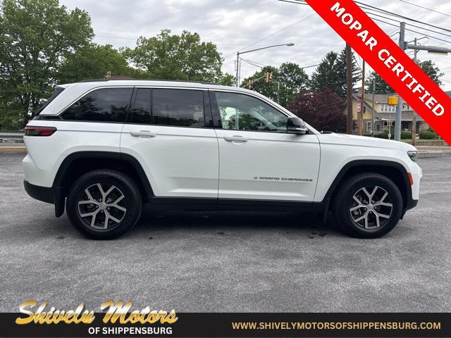 used 2024 Jeep Grand Cherokee car, priced at $37,052