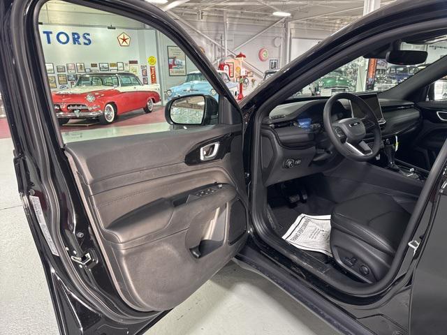 new 2026 Jeep Compass car, priced at $35,318